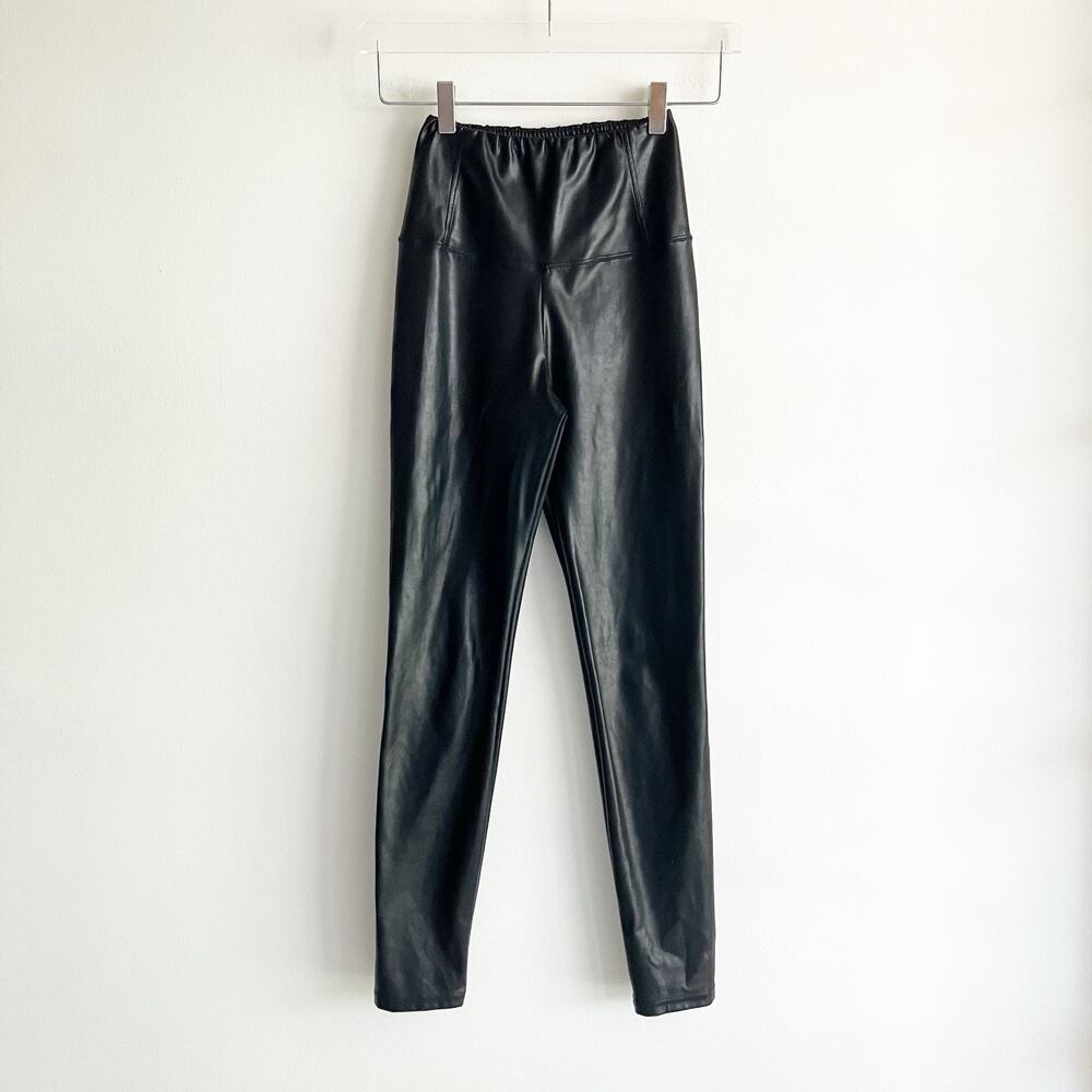Aritzia Wilfred Free Daria Pant Sz XS High Waisted Vegan Leather Leggings Black